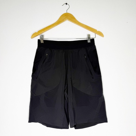 Lululemon Men’s License to Gain Athletic Shorts Size Small - Picture 1 of 5